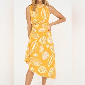 NWT EN SAISON DRESS IN YELLOW EUROPEAN SUMMER PATTERN SIZE M